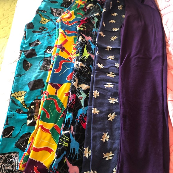 ❌SOLD ❌Lularoe butter soft leggings - Picture 3 of 3
